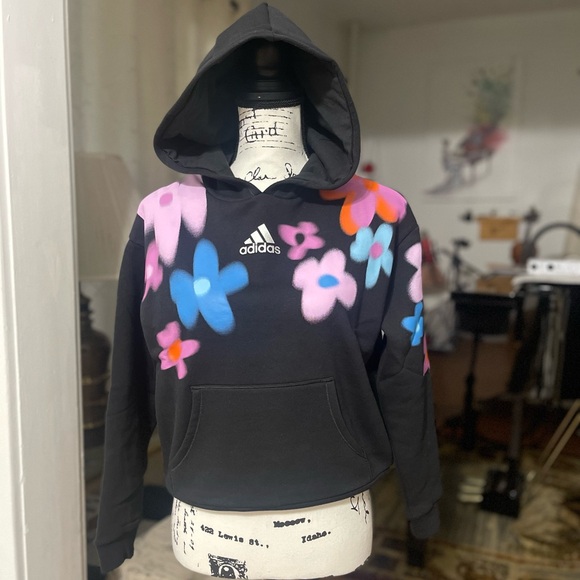 NWT Girl’s Size 14 Adidas Aura Flower Print Pullover Hoodie In Black/Multicolors - Picture 5 of 12